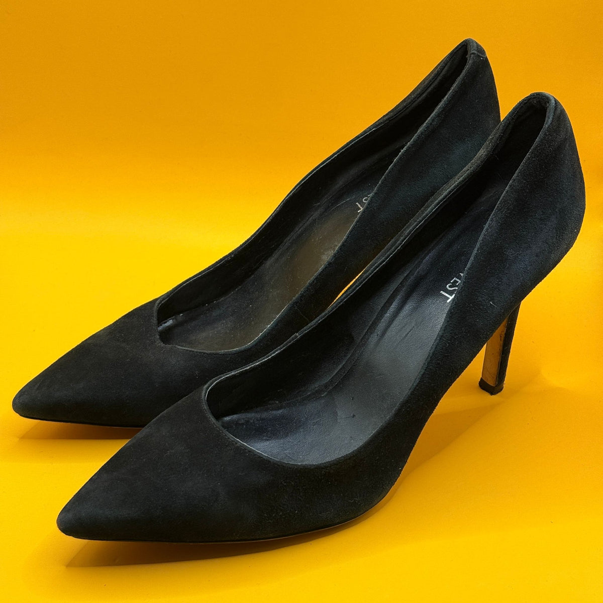 Nine West Black Pointed Toe Court Shoes - Size 9.5 M