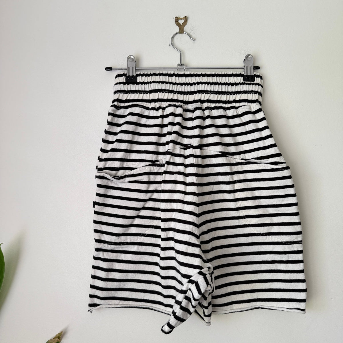 Thing Thing Black & White Stripe Drawstring Shorts Size 28