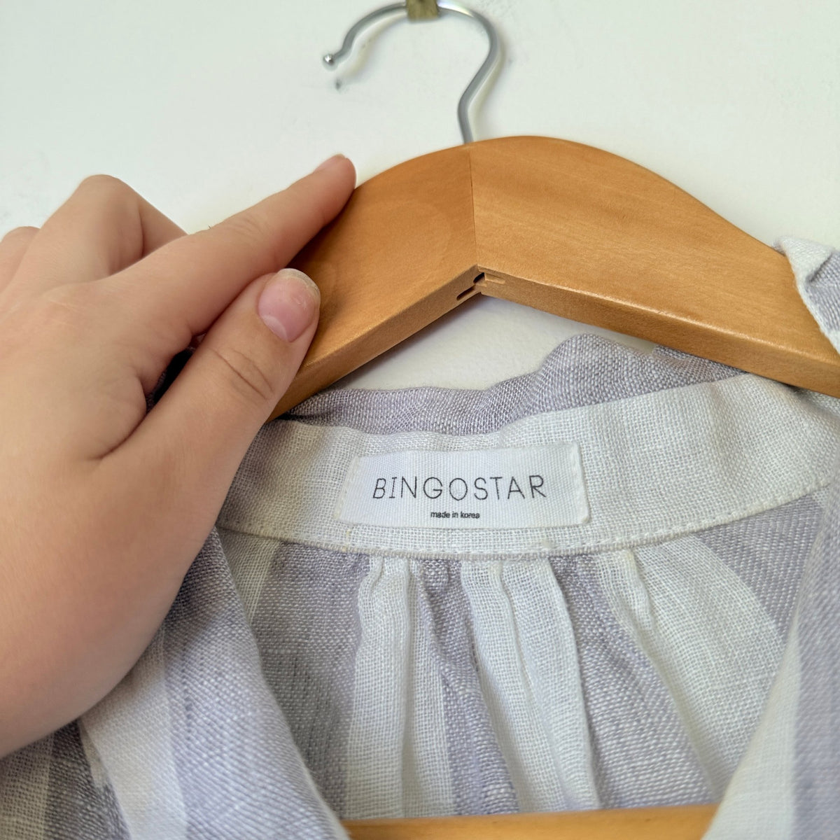 Bingostar Lilac & White Stripe Linen Tie Front Shirt Size U/Arm to U/Arm 48cm