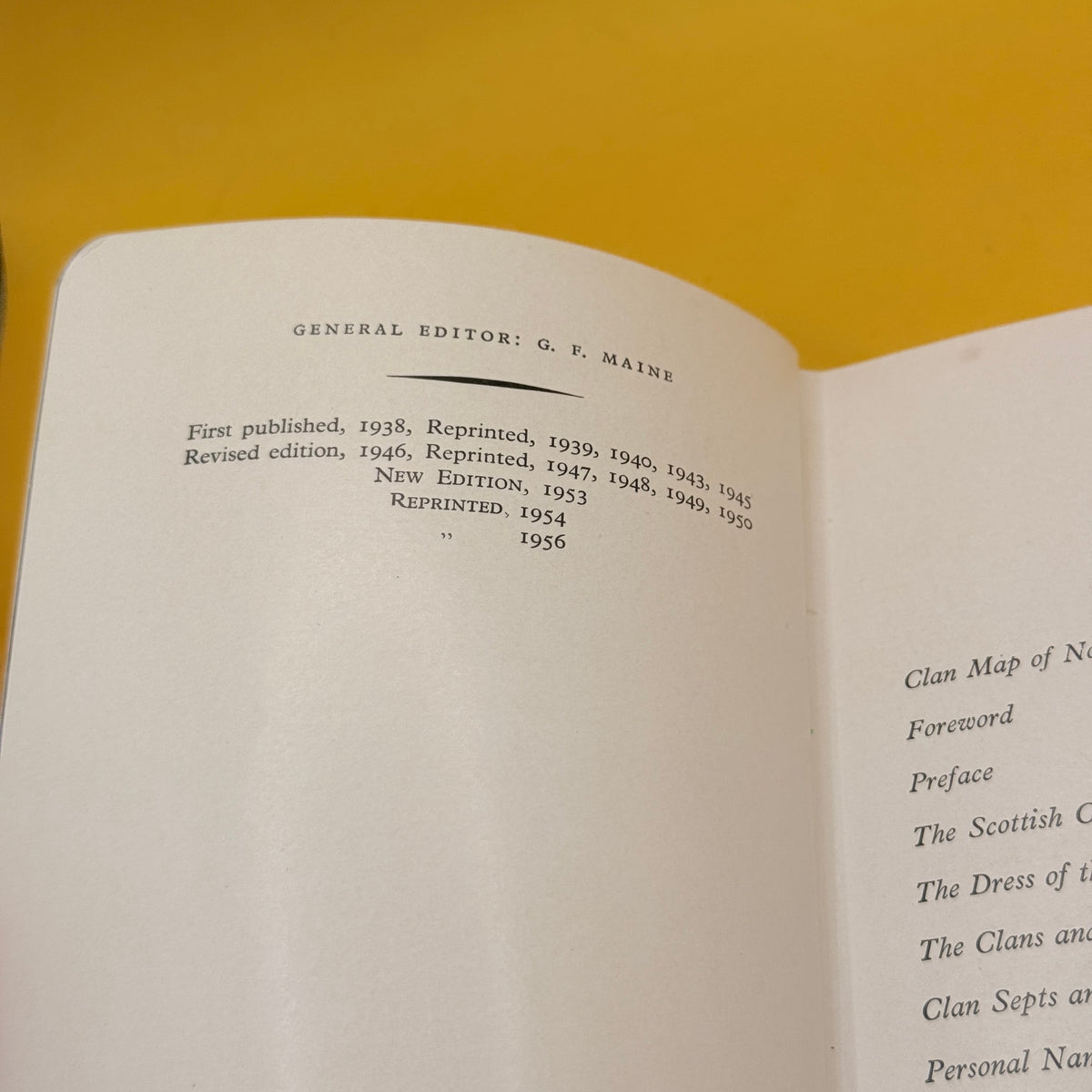 The Clans and Tartans of Scotland by Robert Bain
