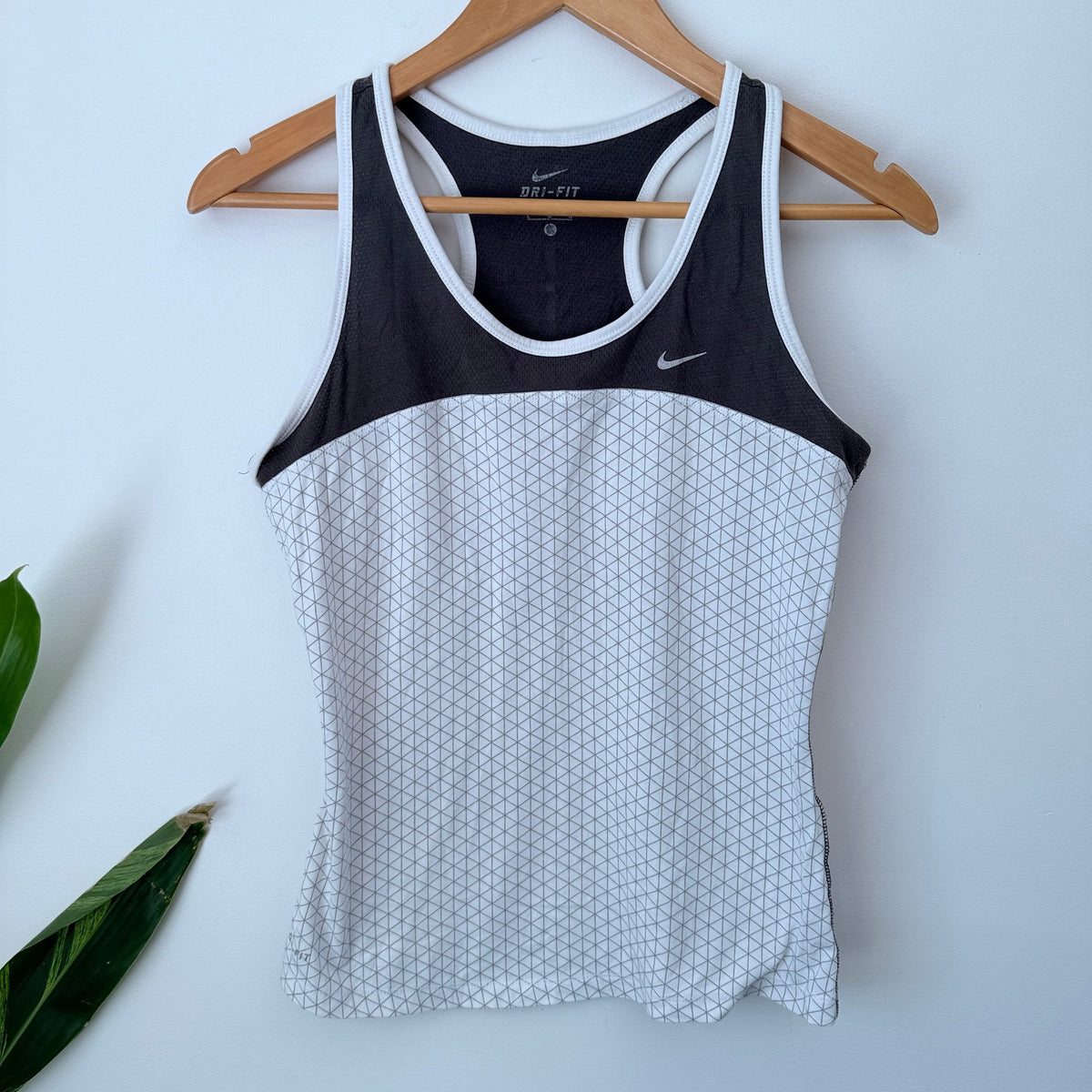 Nike Dri-FIT Grey & White Racerback Tank Size S