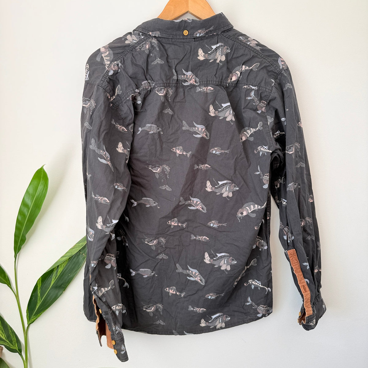 I Love Ugly Charcoal Fish Print Shirt Size L