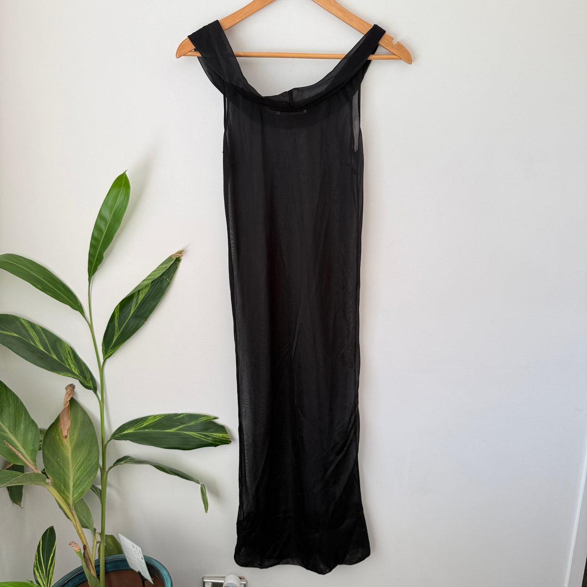 Scanlan & Theodore Black Sheer Cowl Neck Maxi Dress Size 8