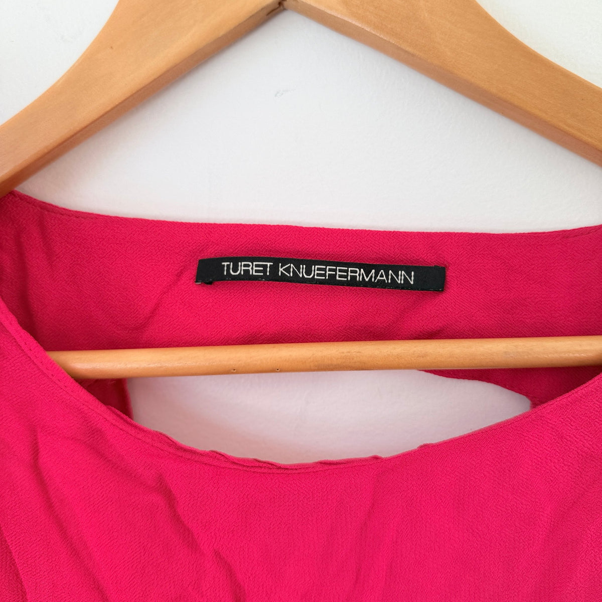 Turet Knuefermann Hot Pink Open Back 3/4 Sleeve Top