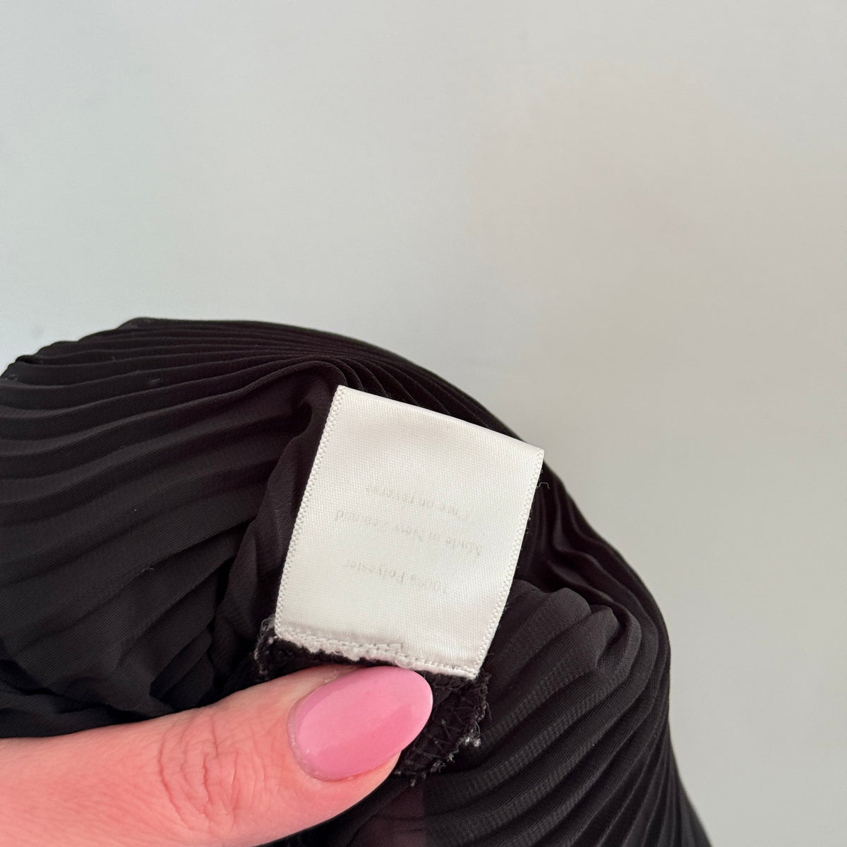 Ruby Size 8 Black Tiered Plisse Mini Skirt