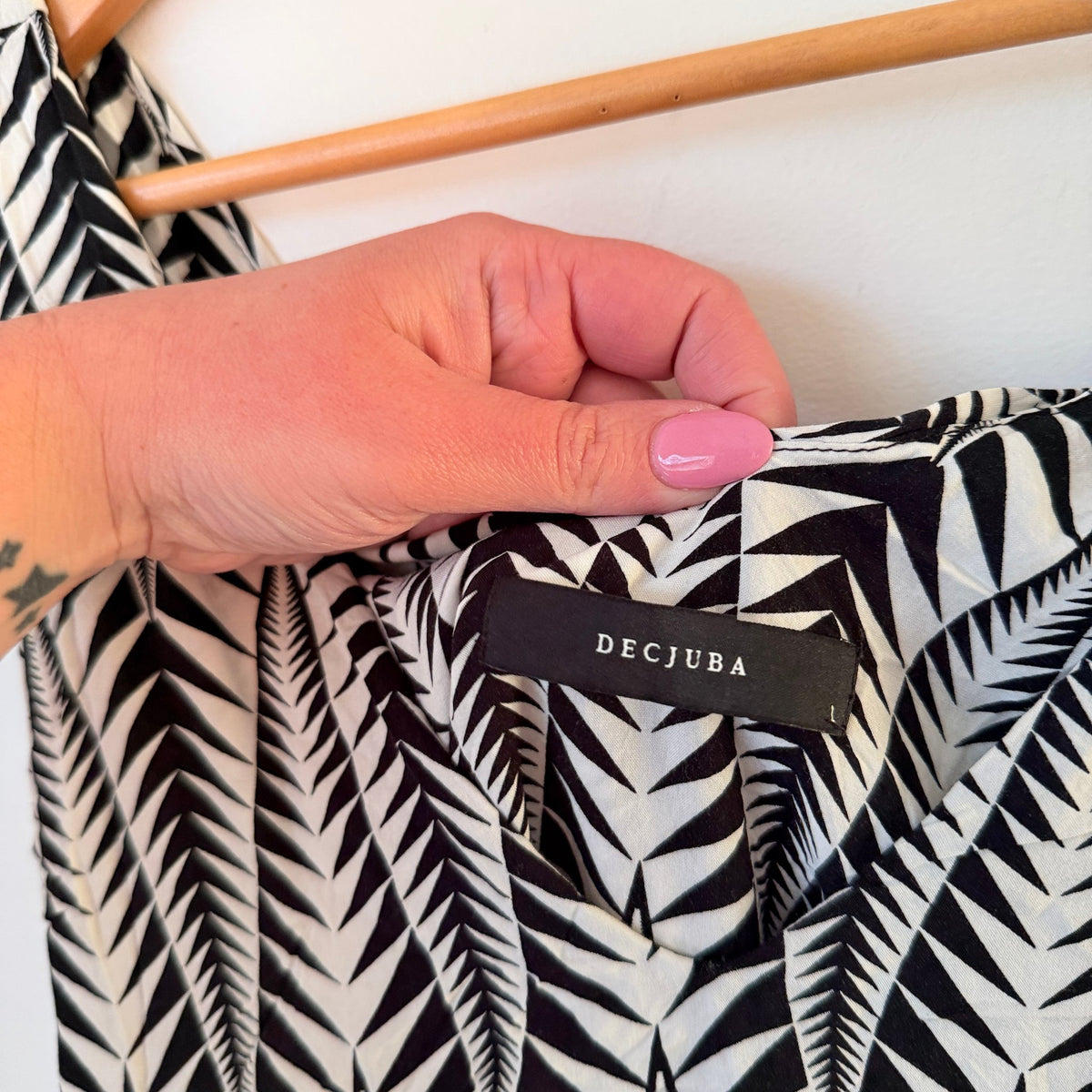 Decjuba Black & White Geometric Print Playsuit Size L