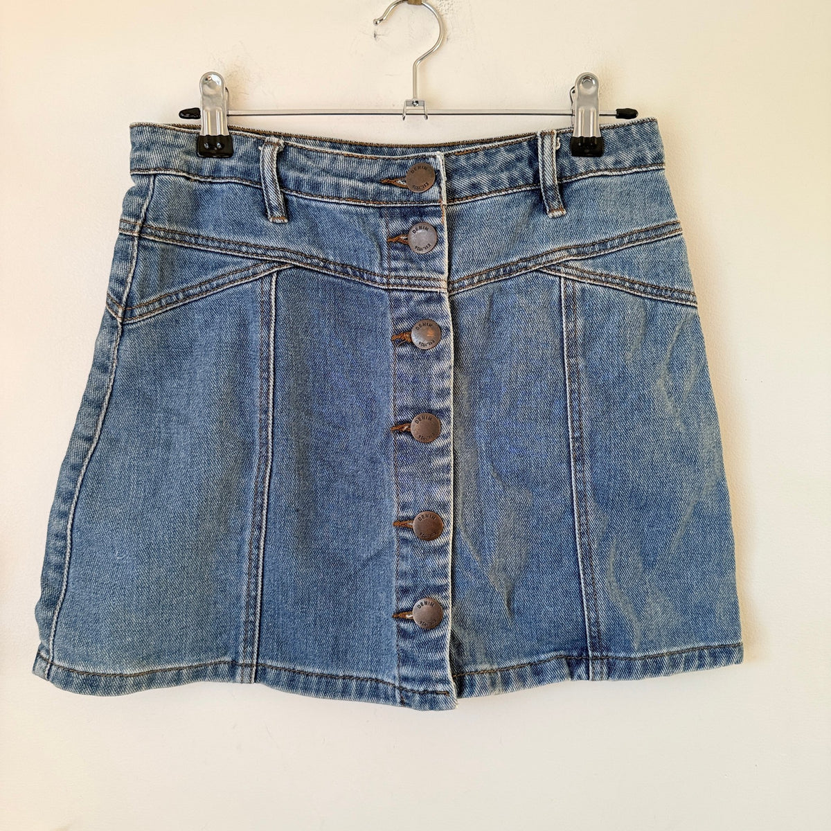 Glassons Mid Wash Denim Button Front Mini Skirt Size 8