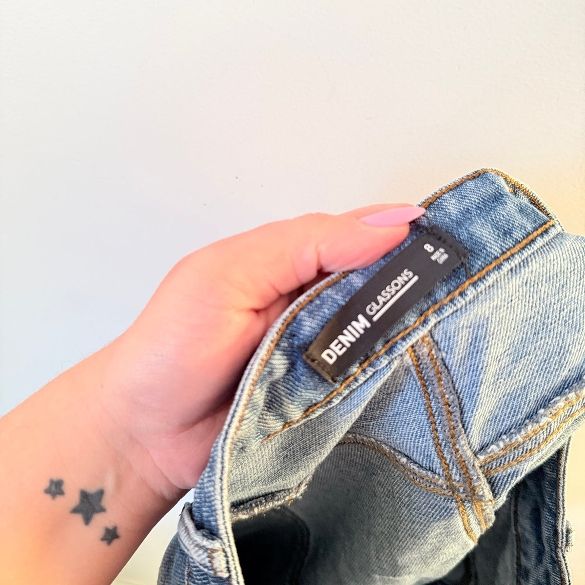 Glassons Mid Wash Denim Button Front Mini Skirt Size 8