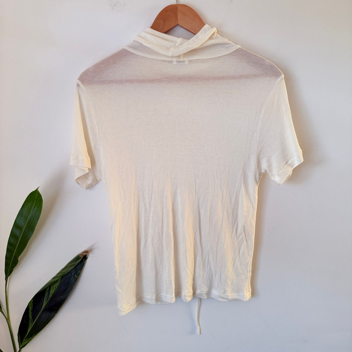 Theilma Cream Short Sleeve Tencel Wool Top Size F | U/Arm to U/Arm 43cm