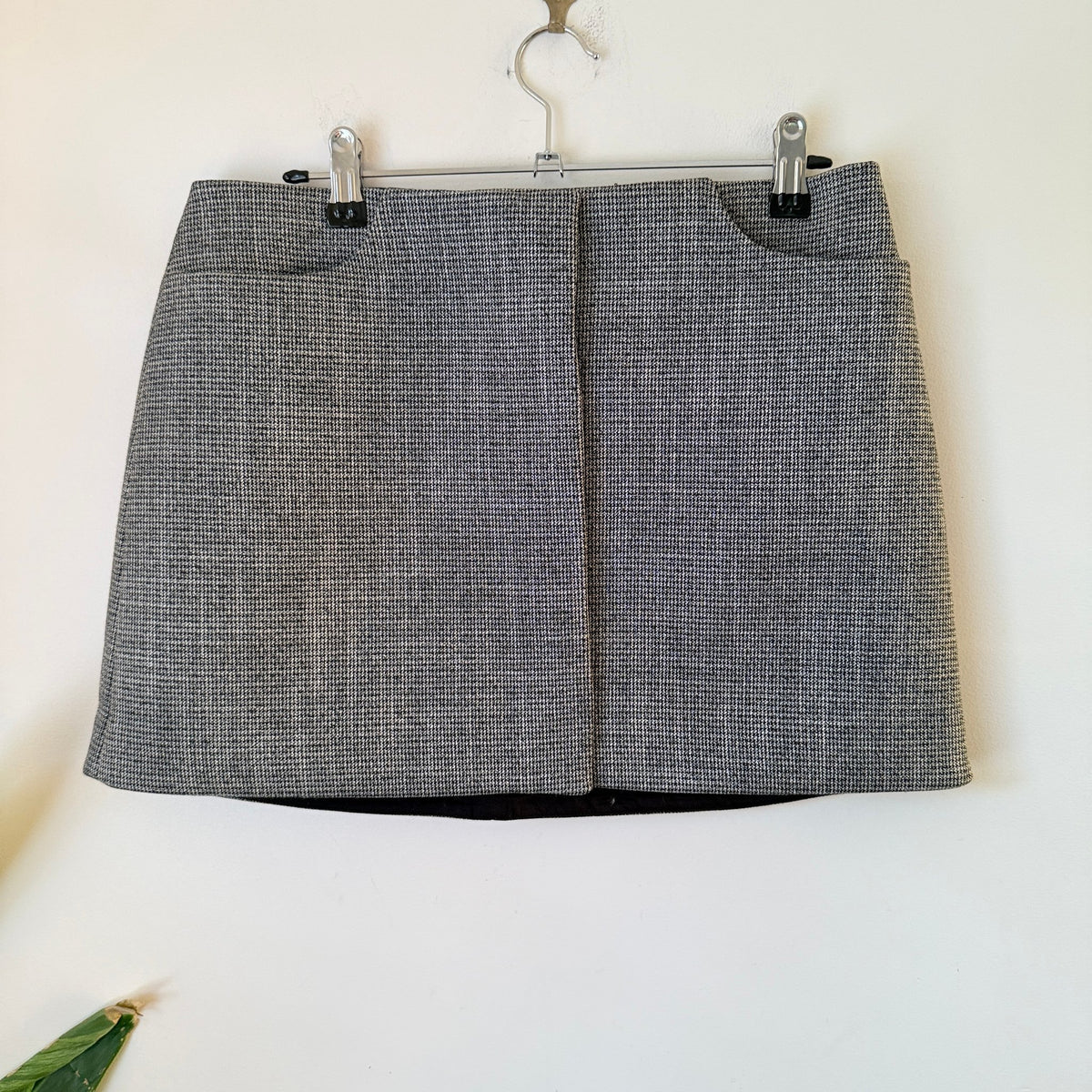 H&M Edition Grey Houndstooth Mini Skirt Size 10