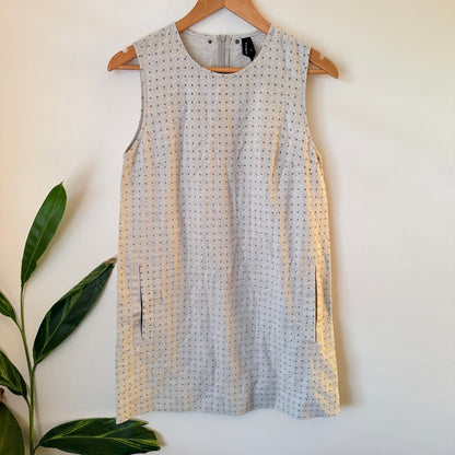 Huffer Grey Dot Jacquard Sleeveless Shift Dress Size 8