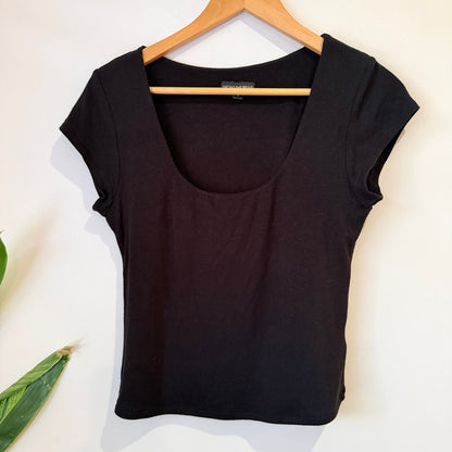 Among the Brave Black Rib Scoop Neck Tee Size 8