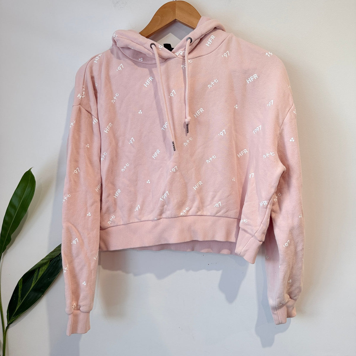 Huffer Pink HFR Print Cropped Hoodie Size 8