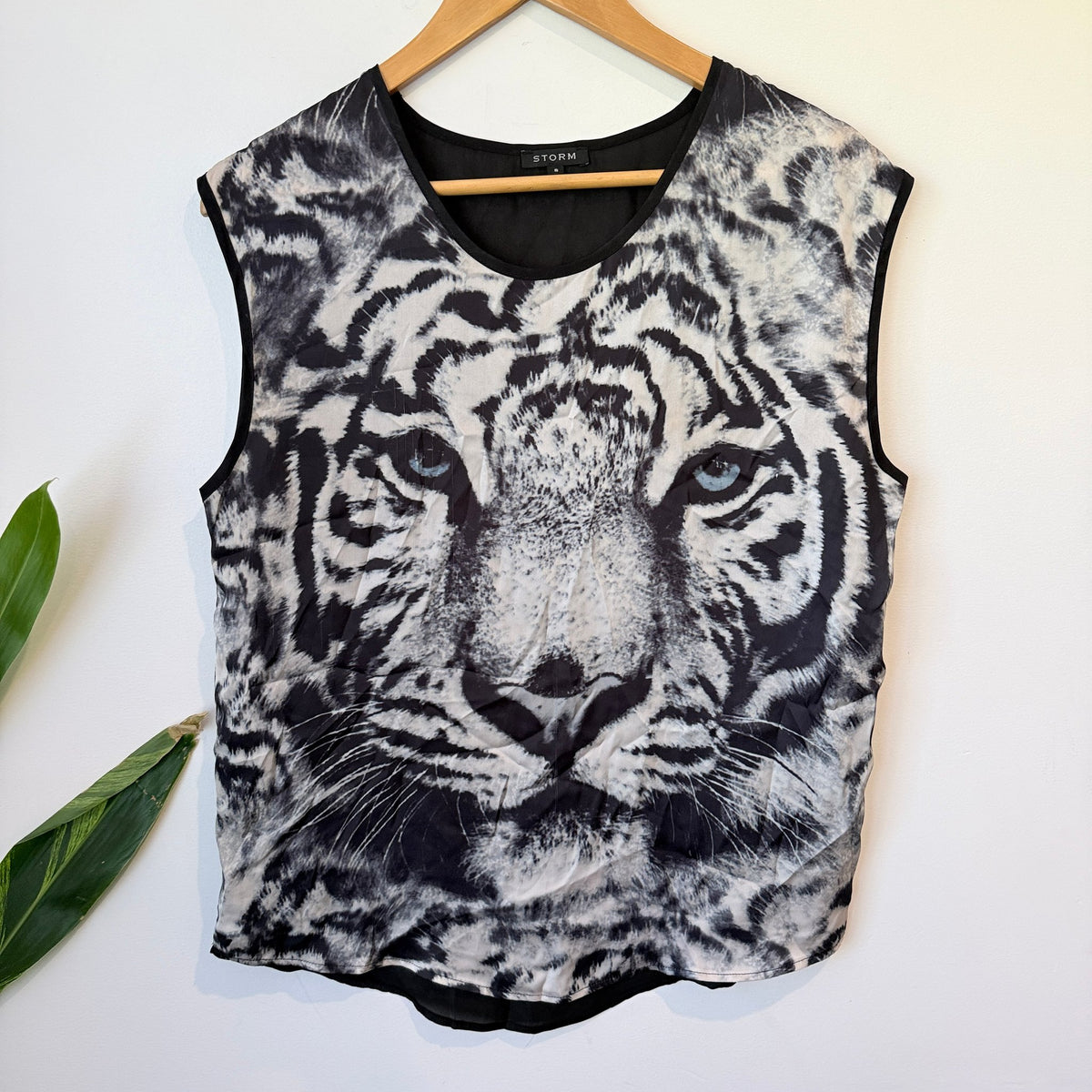 Storm Black & White Tiger Print Sleeveless Top Size 8