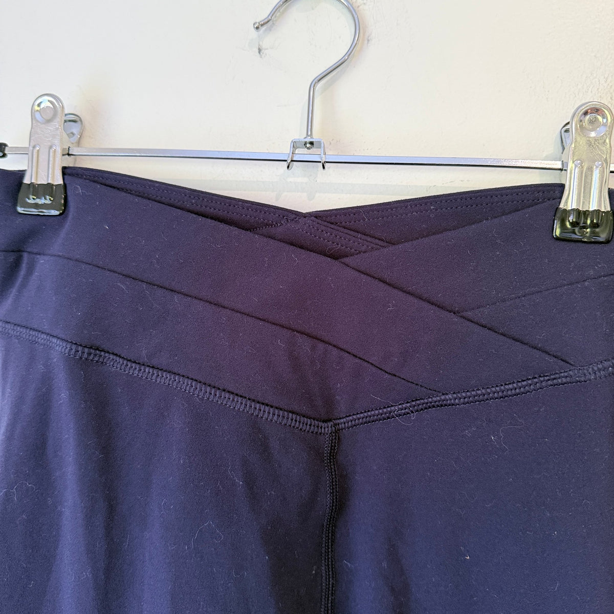 Lorna Jane Navy Cross Waist 7/8 Leggings Size S