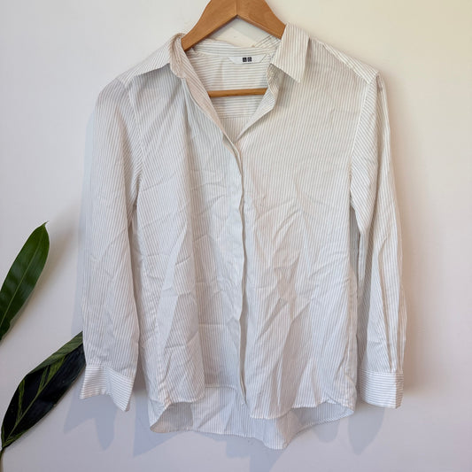 Uniqlo White Pinstripe Long Sleeve Shirt Size S