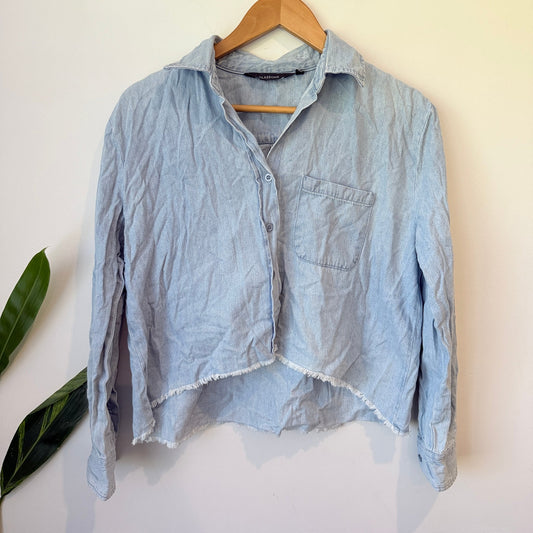 Glassons Light Chambray Cropped Raw Hem Shirt Size 8