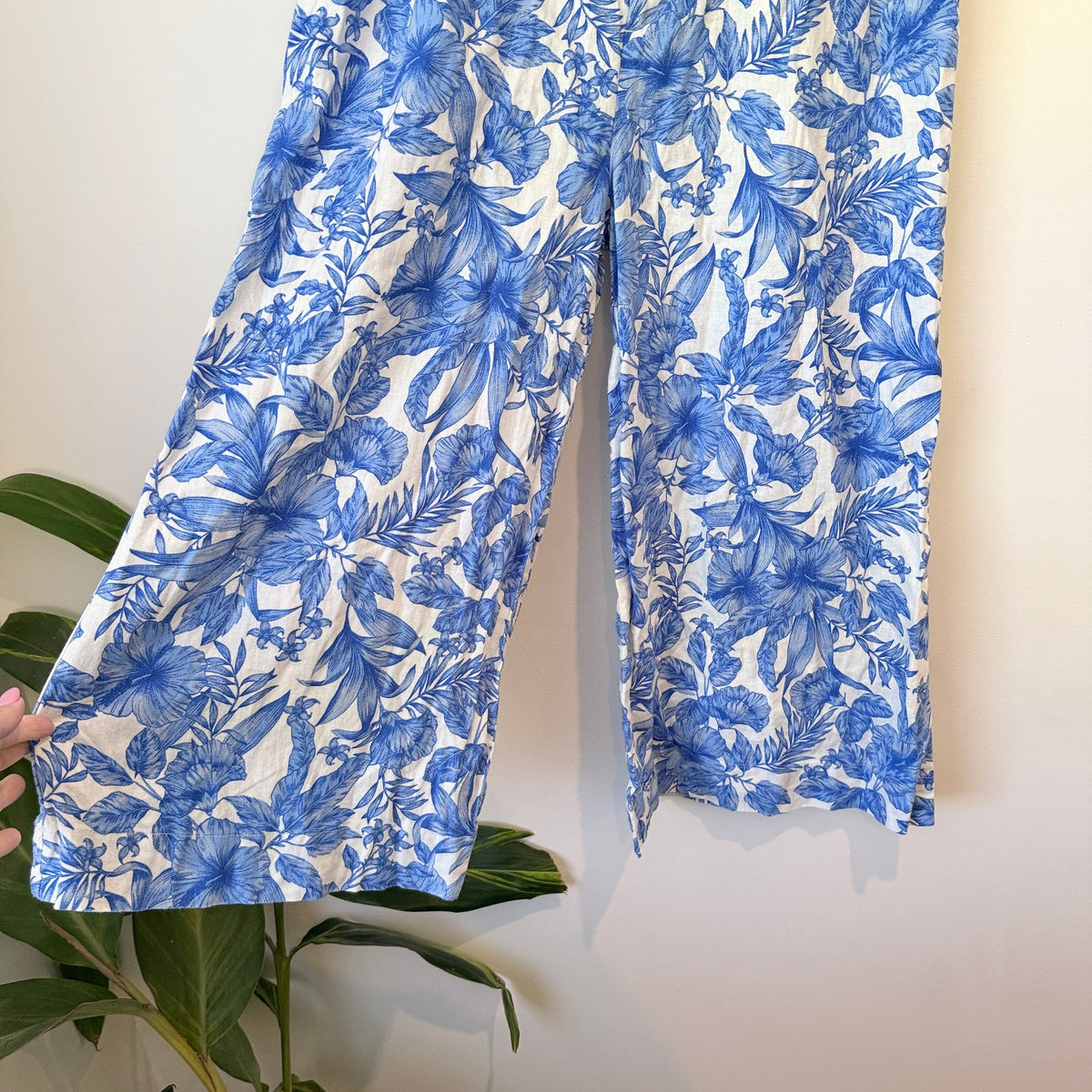 Anko Blue & White Floral Linen Blend Wide Leg Pants Size 12