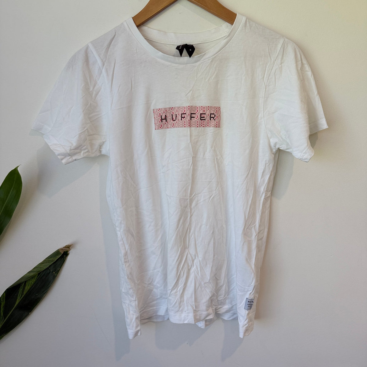 Huffer White Pink Box Logo Tee Size 6