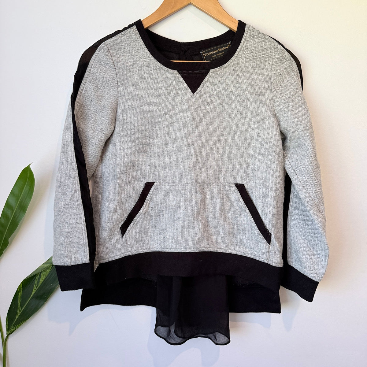 Vivienne Midow Grey Herringbone Sweatshirt with Chiffon Back Size 2 | U/Arm to U/Arm 42cm