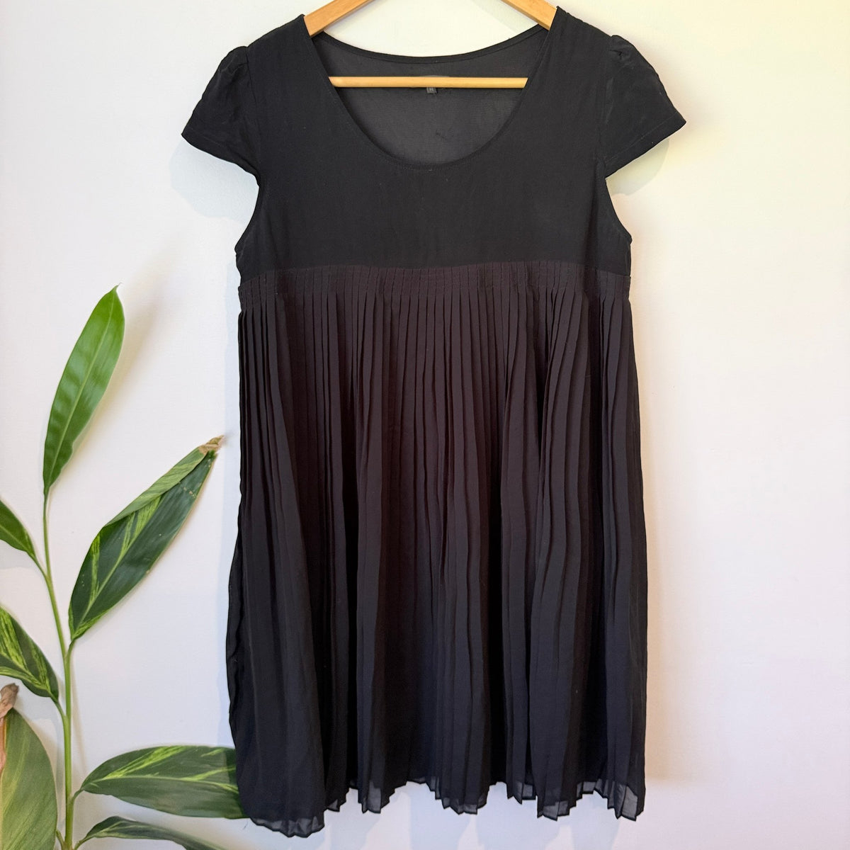 Storm Black Pleated Silk Blend Babydoll Dress Size M