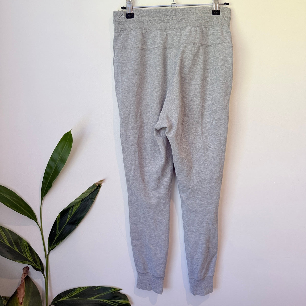 Nike Size XS Tech Fleece Joggers