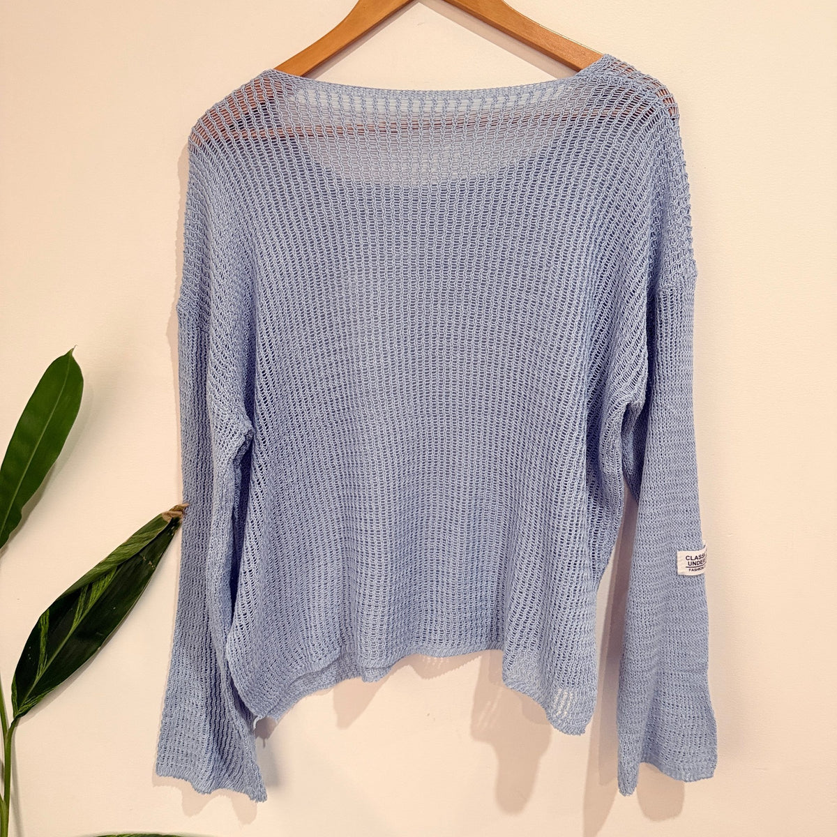 Brand Unknown Size U/Arm to U/Arm 56cm Open Knit Jumper
