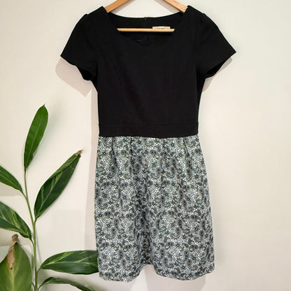 Max-Tino Size S | U/Arm to U/Arm 36cm Lace Print Dress
