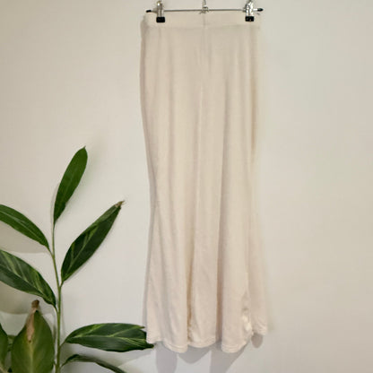 Brand Unknown Size Waist 62cm Ribbed Knit Maxi Skirt