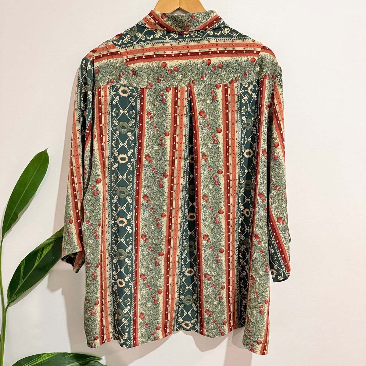 Exquizite Vintage Geometric Stripe Print Blouse