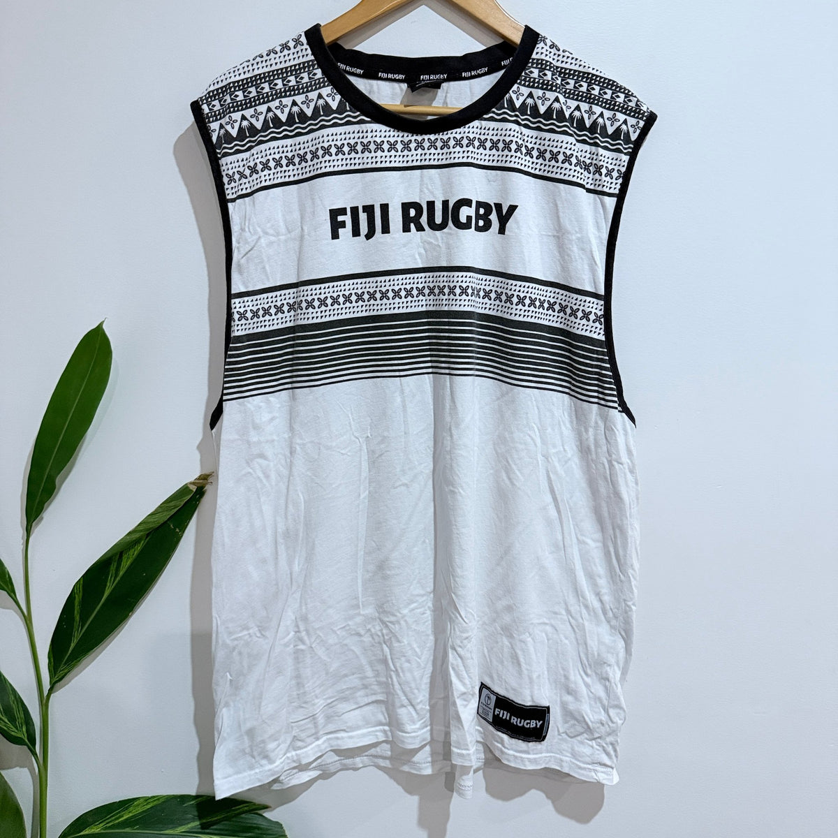 Fiji Rugby Size XXL Tribal Print Sleeveless Tee