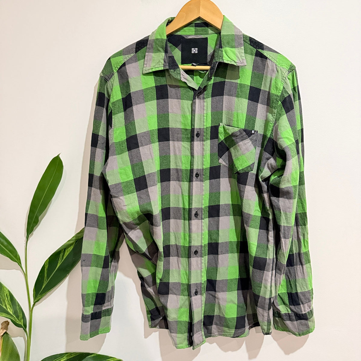 Krew Size L Buffalo Check Flannel Shirt