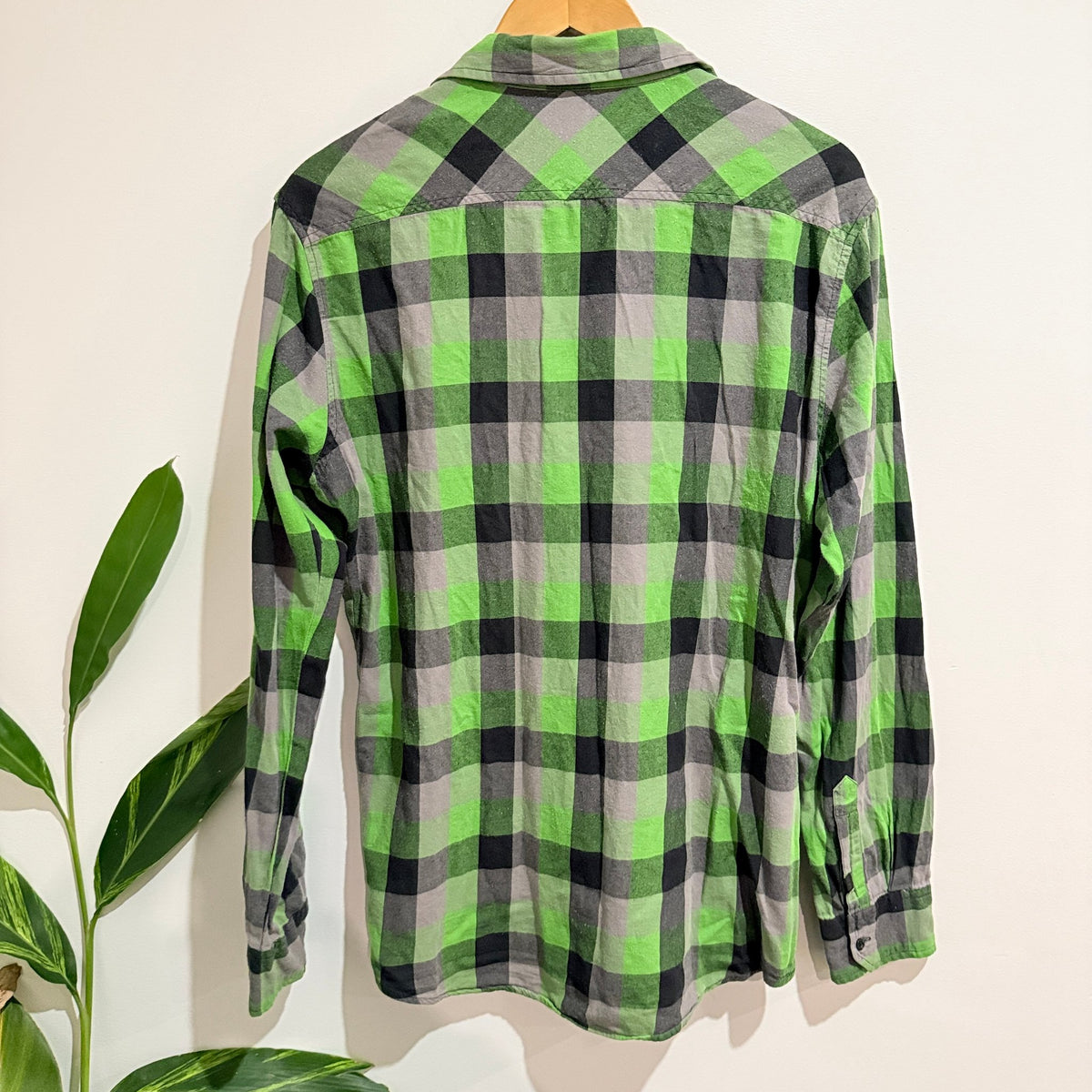 Krew Size L Buffalo Check Flannel Shirt