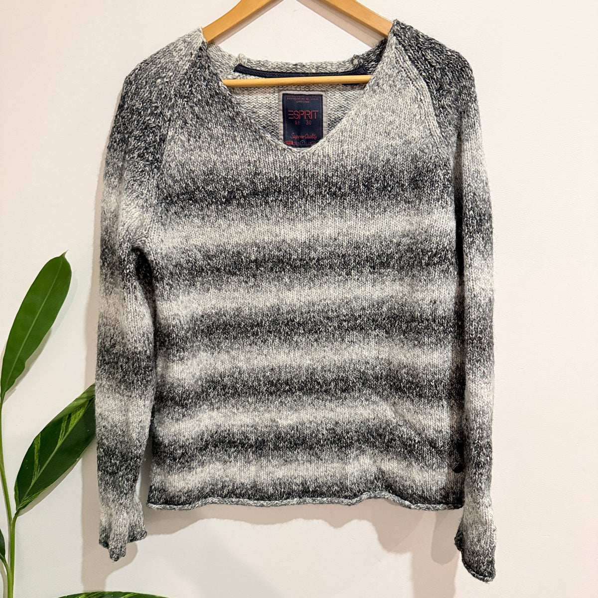 Esprit Size S Space Dye Chunky Knit Jumper
