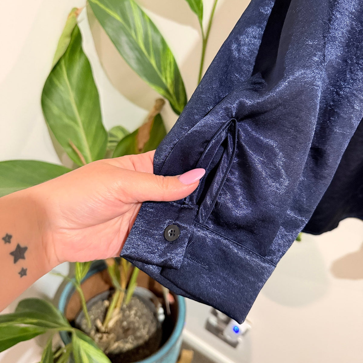 Dragon Classic Size U/Arm to U/Arm 70cm Oversized Satin Shirt