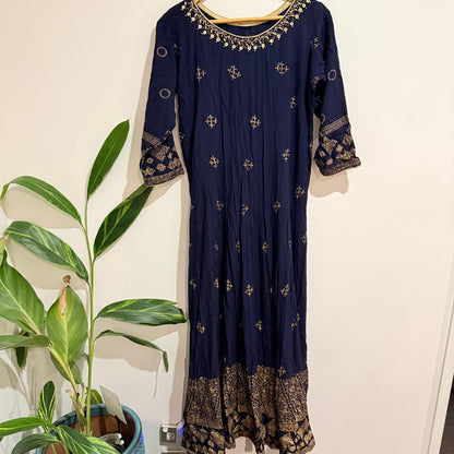 Brand Unknown Size U/Arm to U/Arm 50cm Gold Print Maxi Kurta Dress