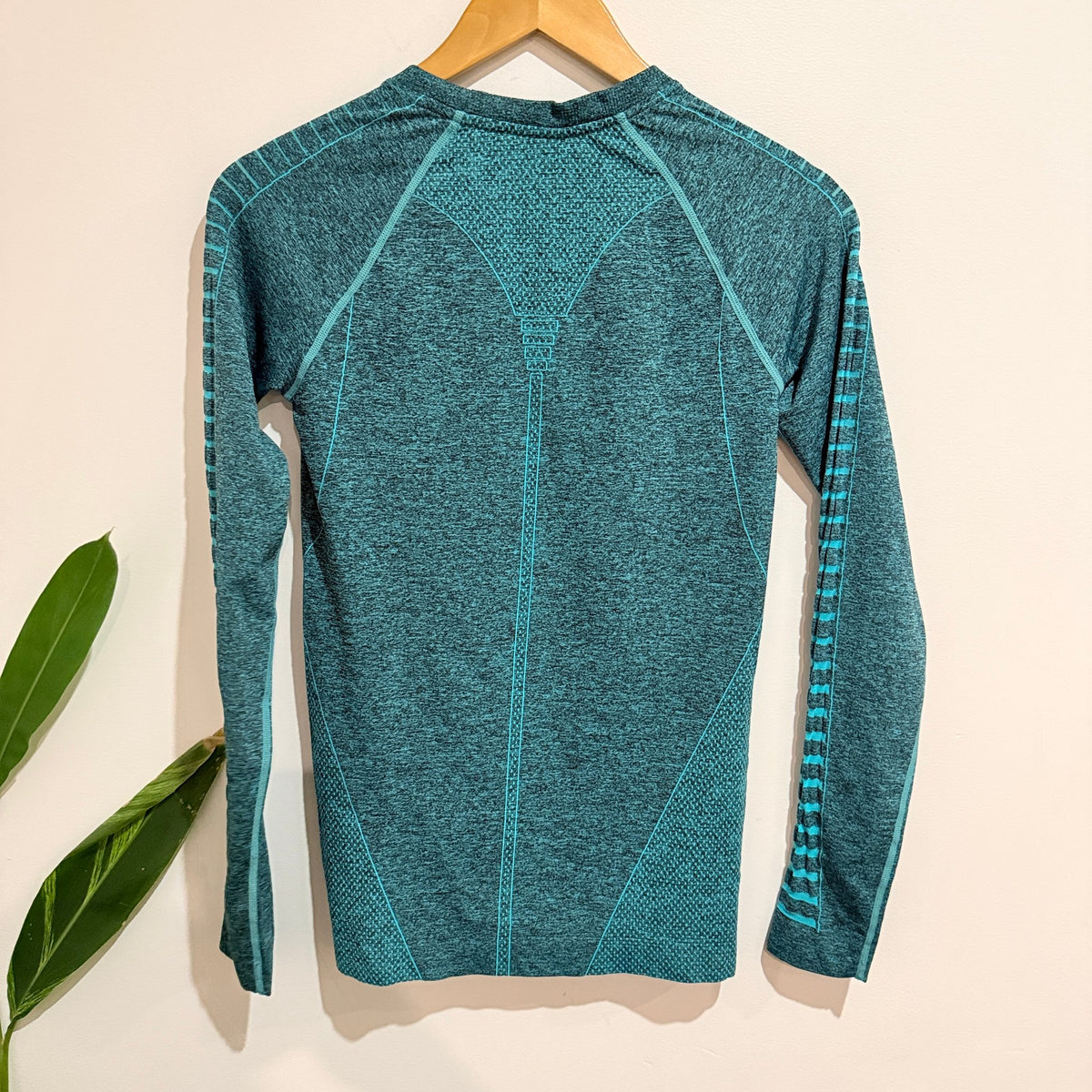 Active Intent Size S Seamless Long Sleeve Sports Top