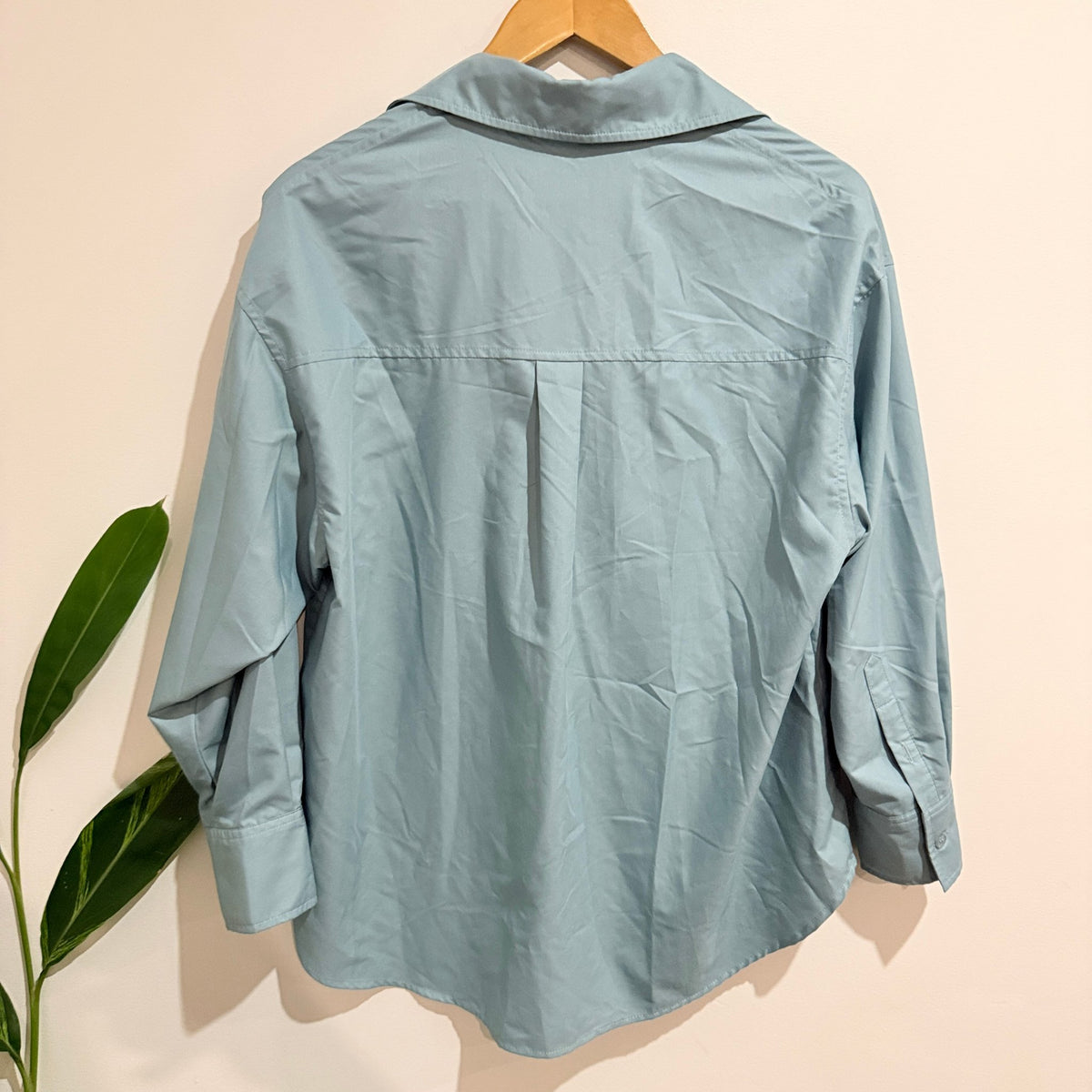 Mono Talk Size S | U/Arm to U/Arm 54cm Button Up Shirt