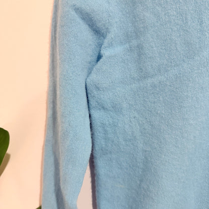 Brand Unknown Size U/Arm to U/Arm 44cm Fluffy Knit Crew Neck Jumper