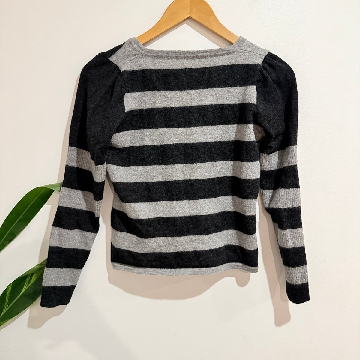 Pourquoi Stripe Merino V-Neck Jumper