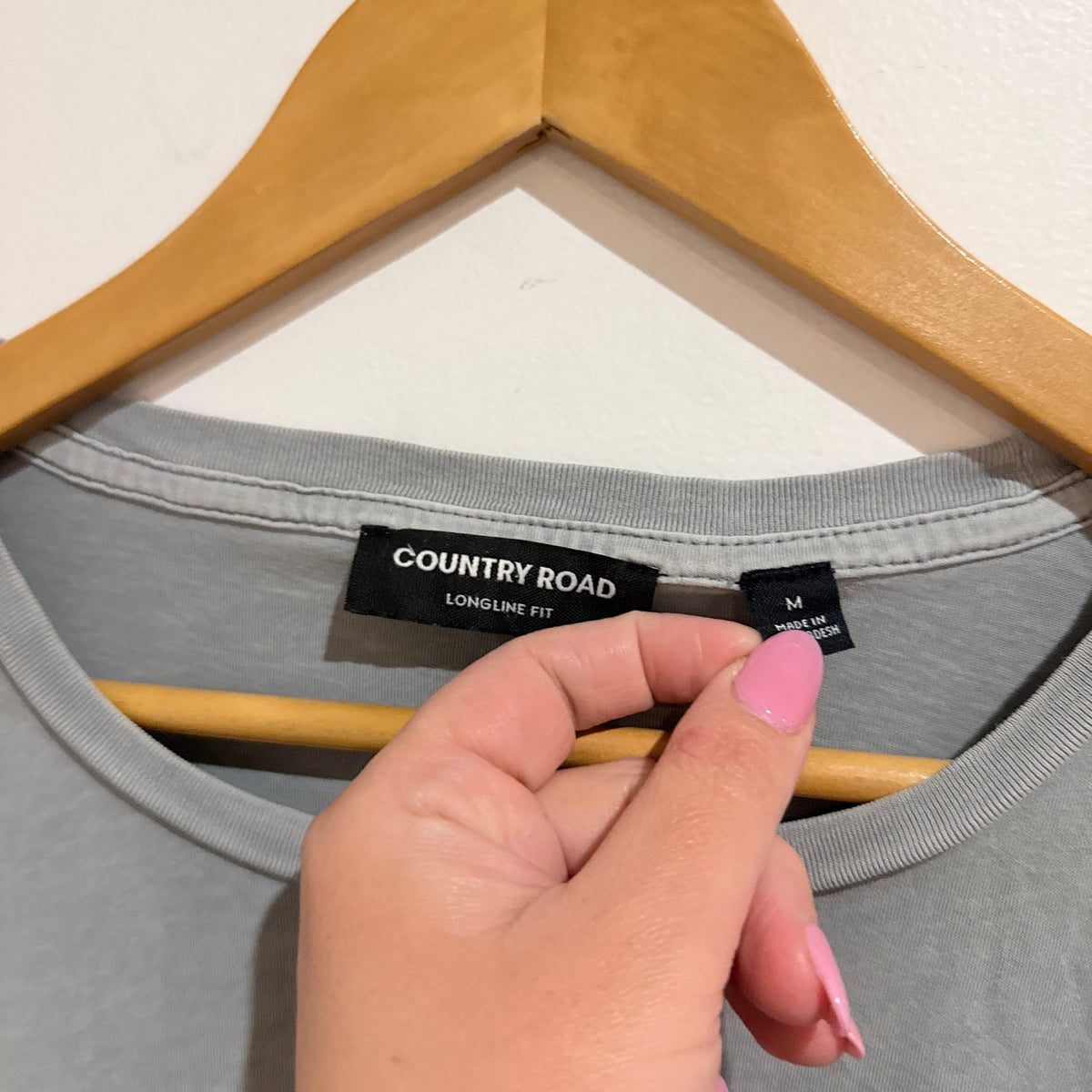 Country Road Size M Longline Fit Cotton Tee