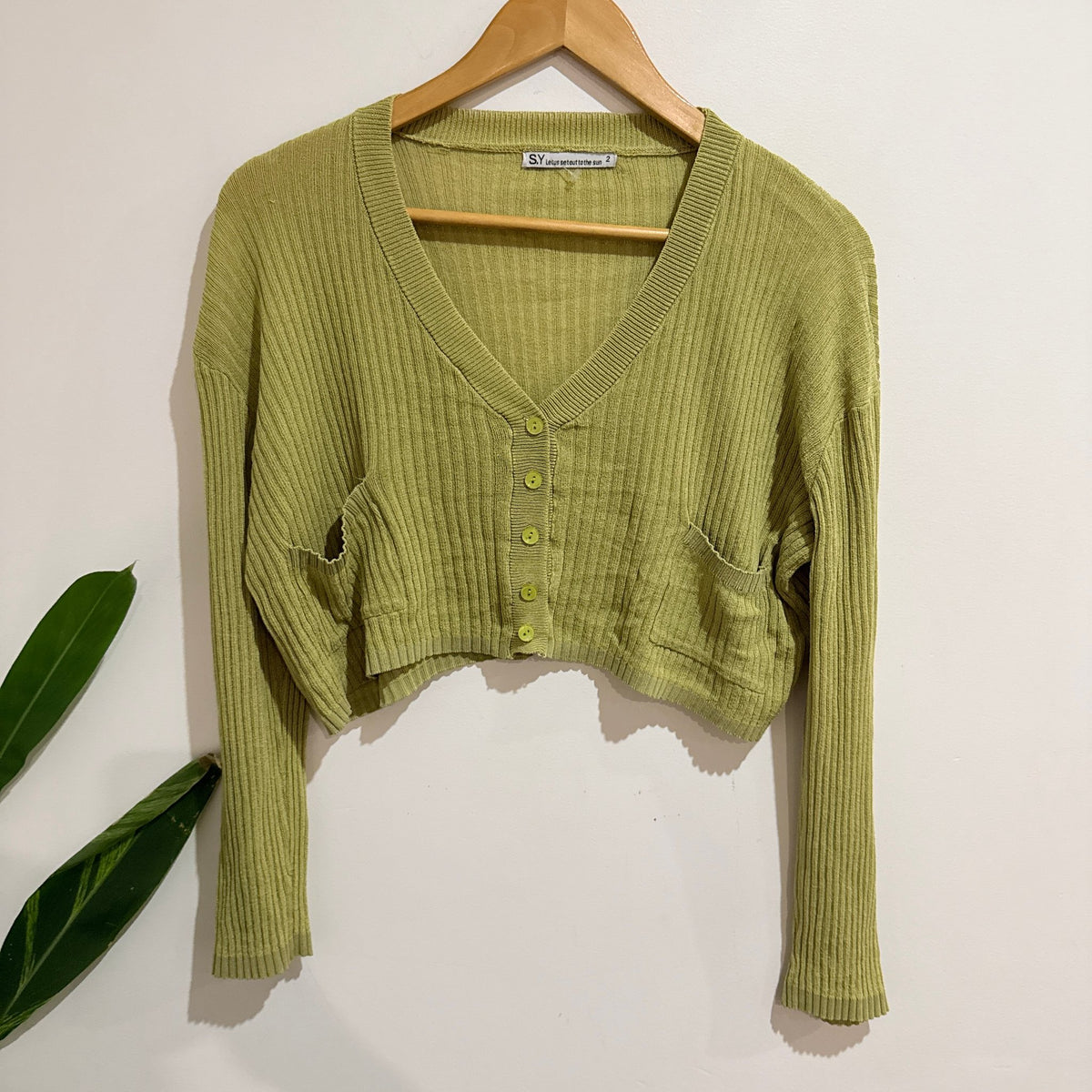 S.Y Size 2 Ribbed Knit Cropped Cardigan