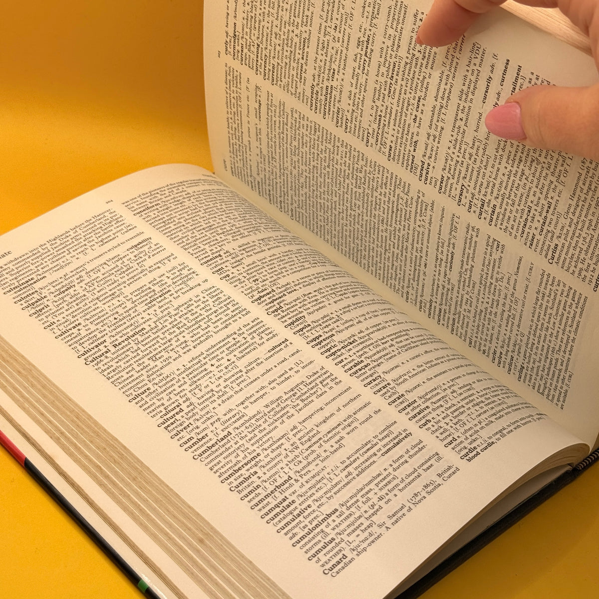 The Oxford Reference Dictionary by Joyce M. Hawkins 1986