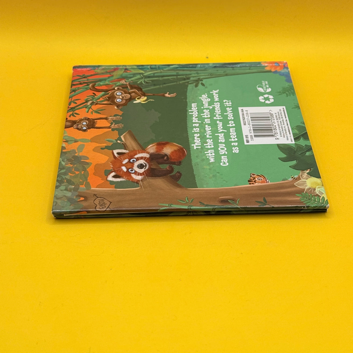 Little Panda Ava Helps to Save the Planet by Igloo Books
