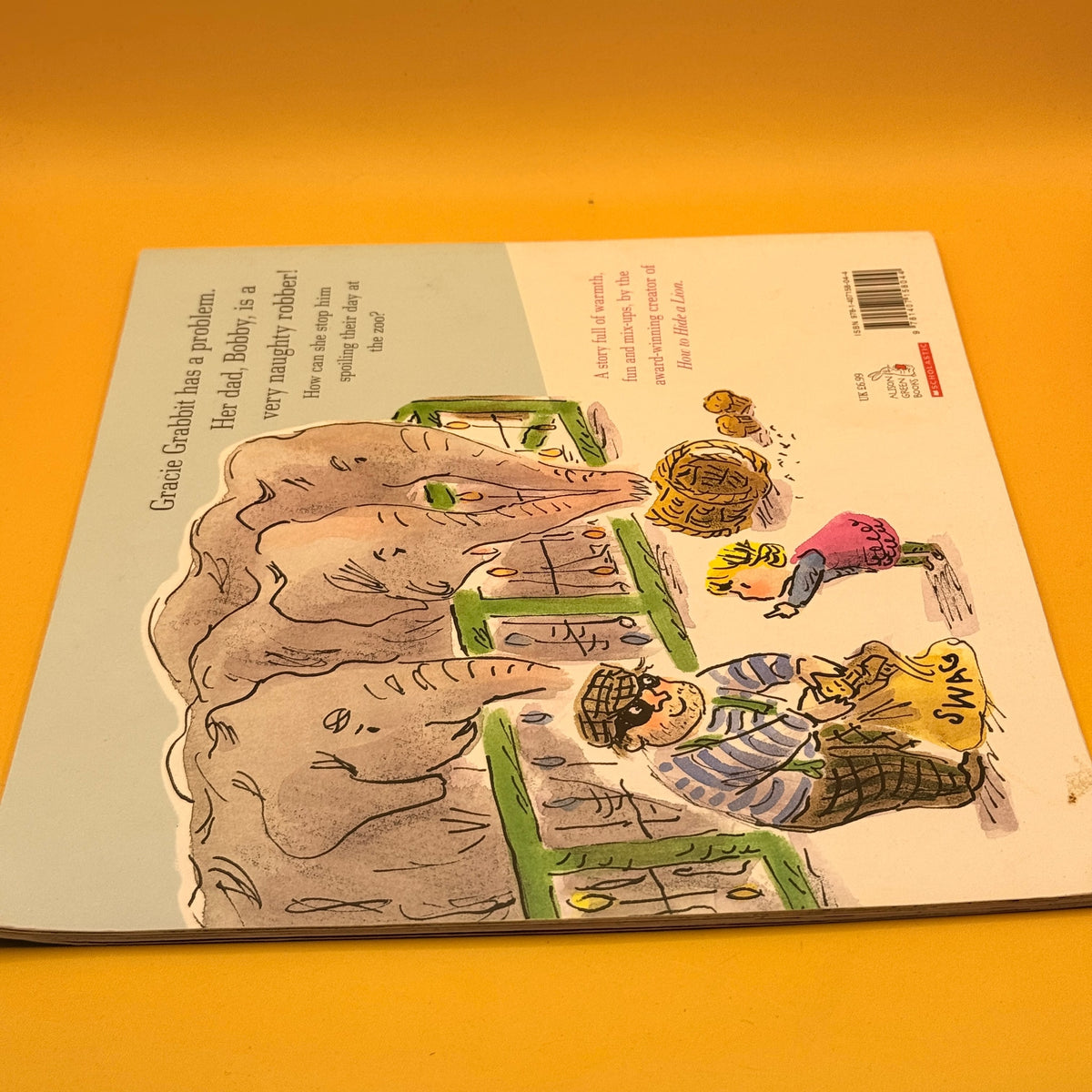 Gracie Grabbit and the Tiger by Helen Stephens