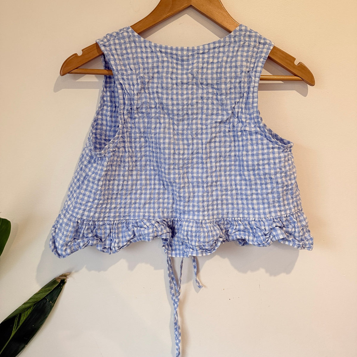 Huffer Size 10 Gingham Tie Front Ruffle Hem Crop Top