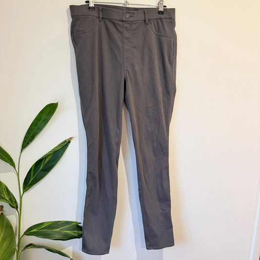 Uniqlo Size XL Stretch Slim Fit Pants