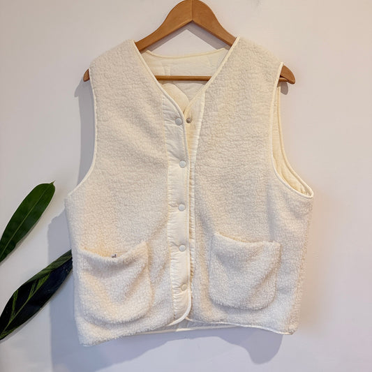Cressedream Size U/Arm to U/Arm 57cm Sherpa Fleece Button Vest