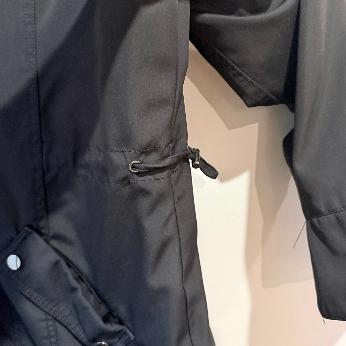 Brand Unknown Size U/Arm to U/Arm 57cm Zip Up Utility Jacket