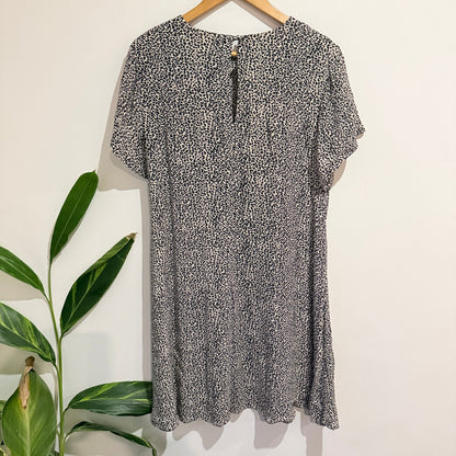 Max Size 12 Leopard Print Short Sleeve Shift Dress